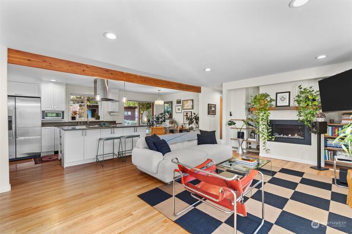 Property Photo:  9316 57th Avenue S  WA 98118 