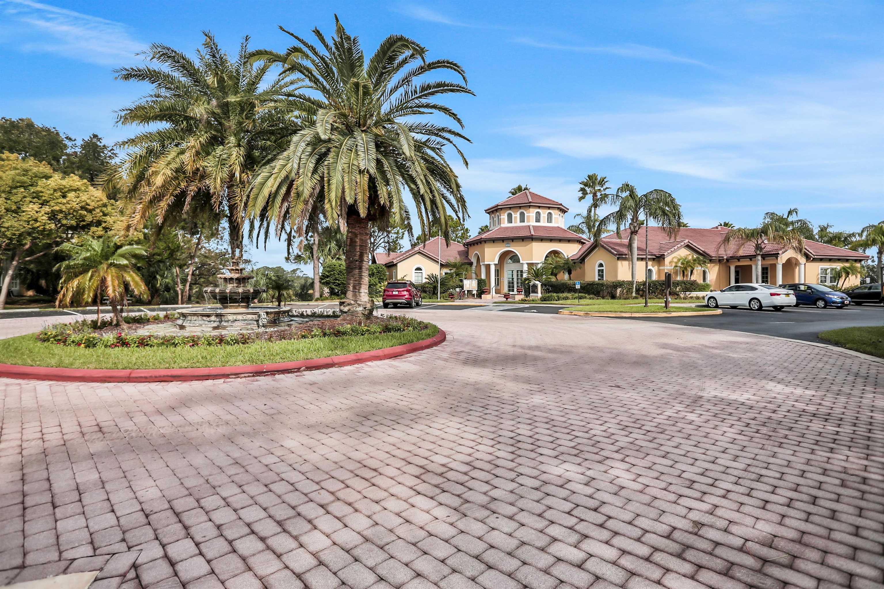 Property Photo:  4020 Grande Vista Blvd  FL 32084 