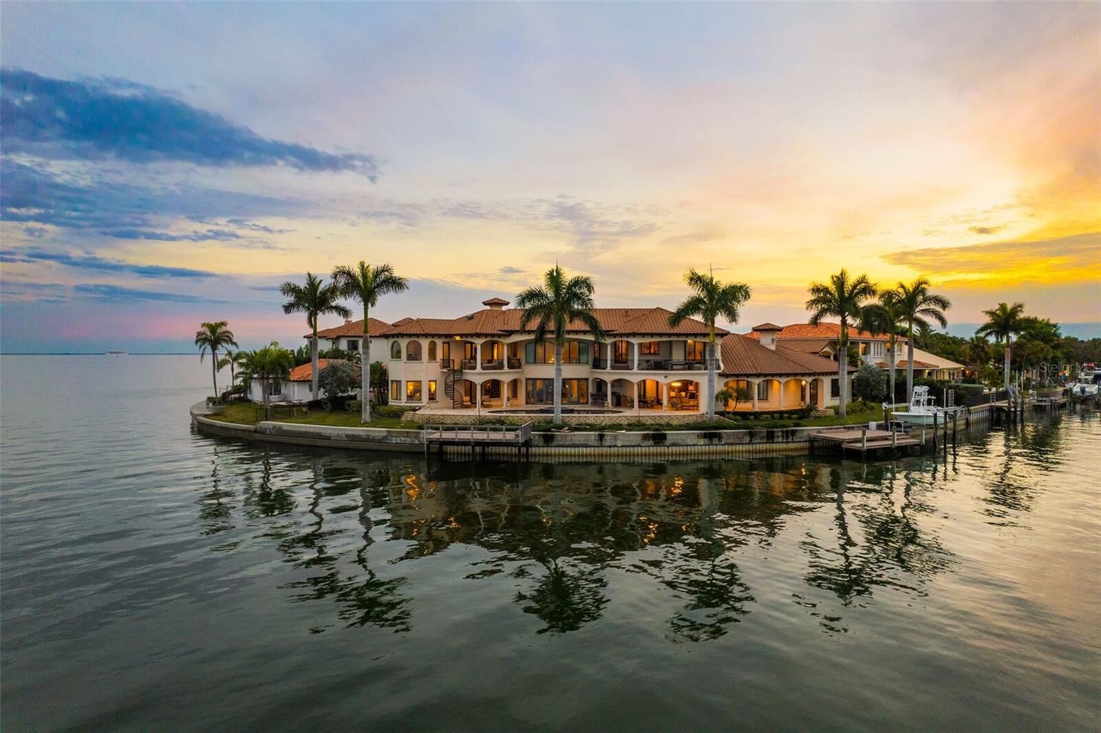 House for sale in St Petersburg 2093 Carolina Avenue NE, St Petersburg