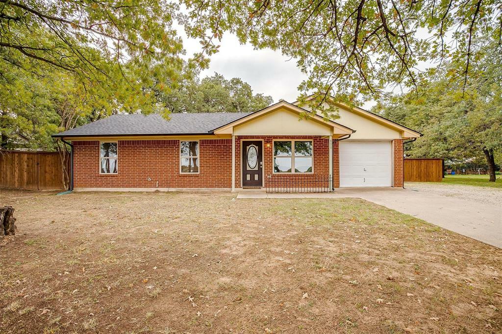 908 Dunaway Lane  Azle TX 76020 photo