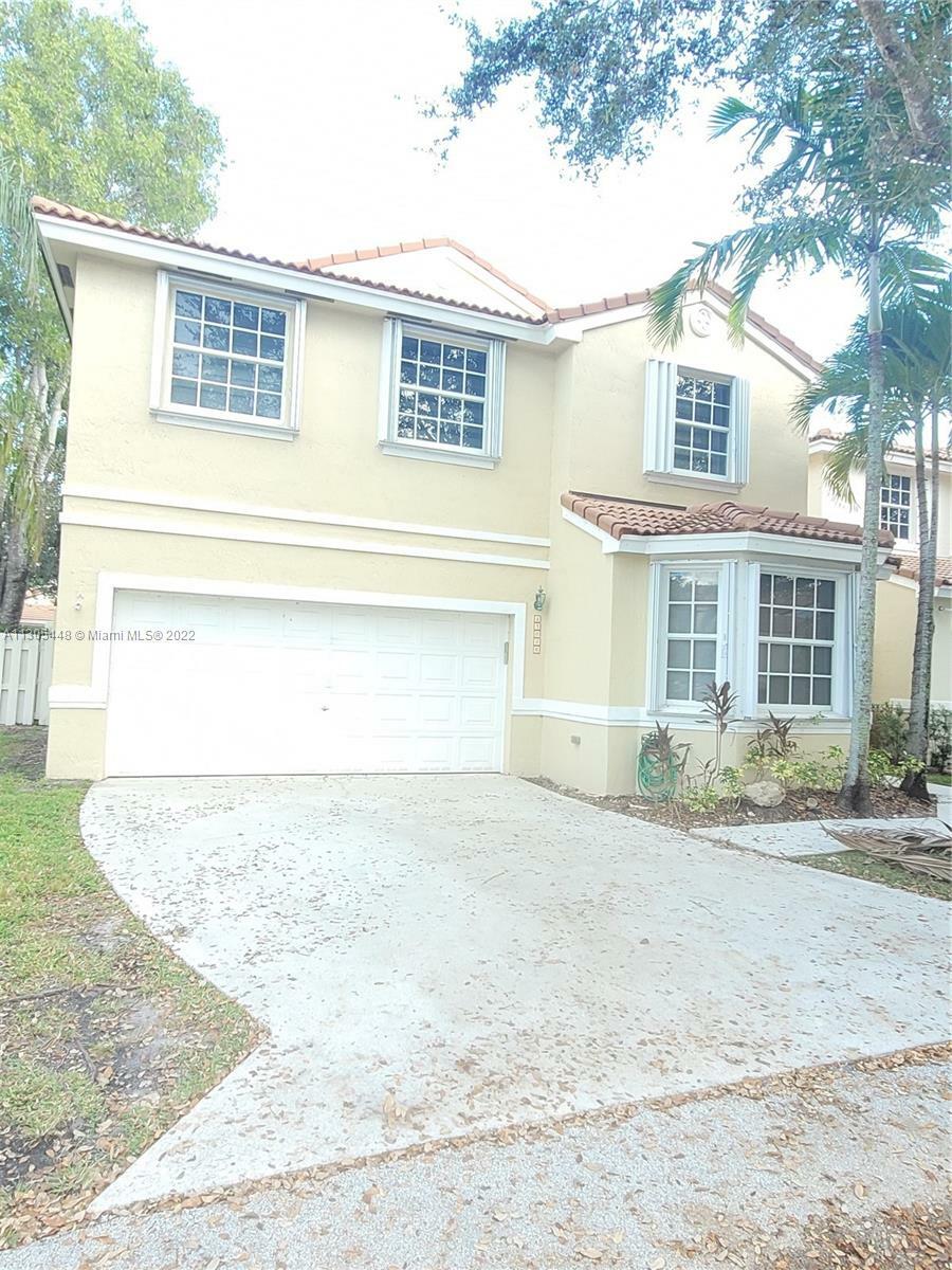 Property Photo:  15039 SW 51st St  FL 33331 