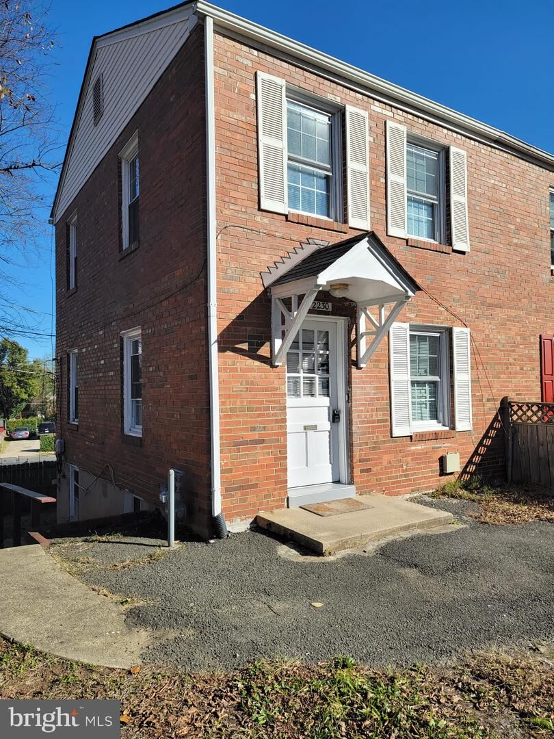 Property Photo: 2230 Huntington Avenue VA 22303