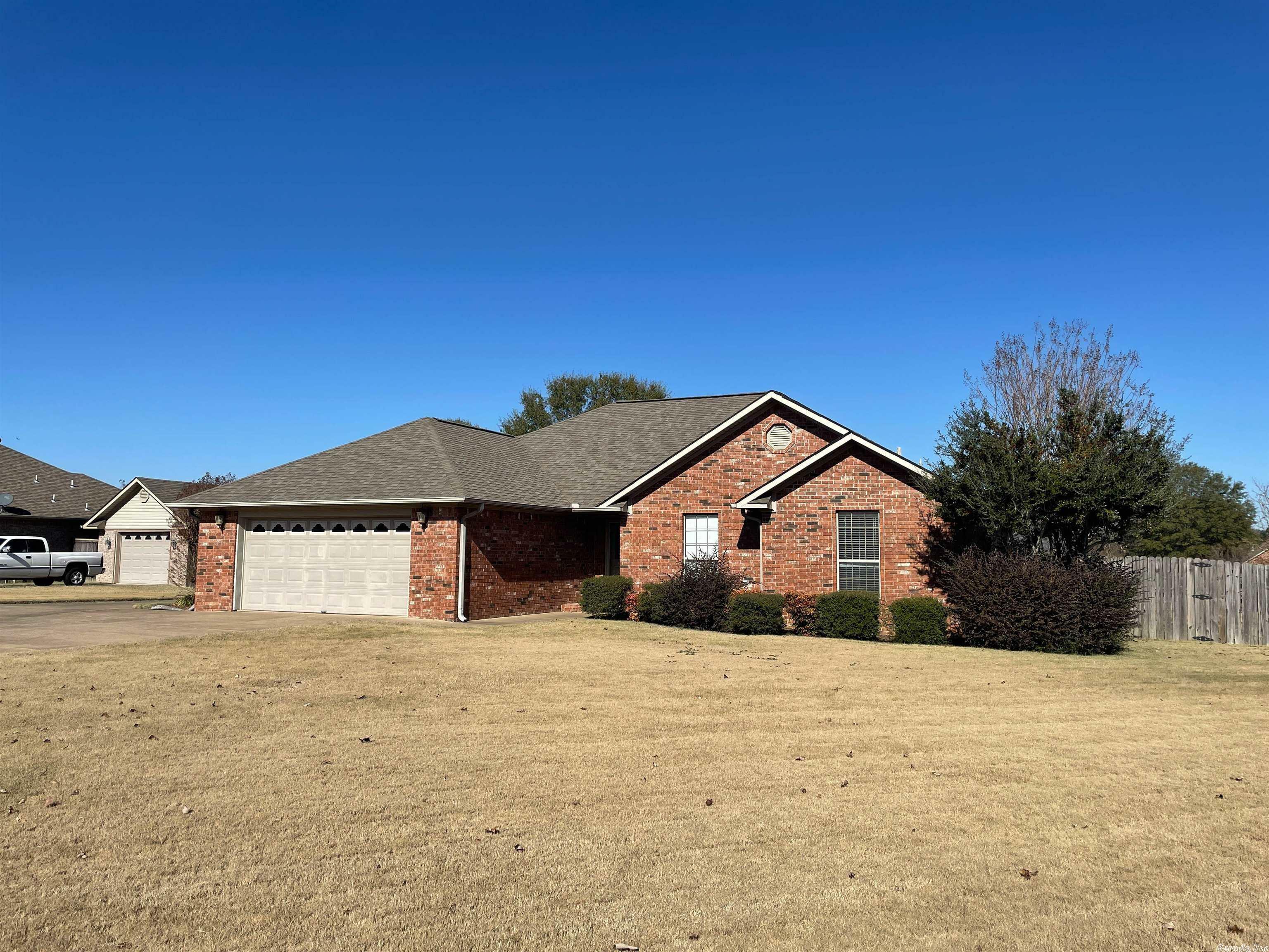 Property Photo:  11 Kimberly Place  AR 72173 