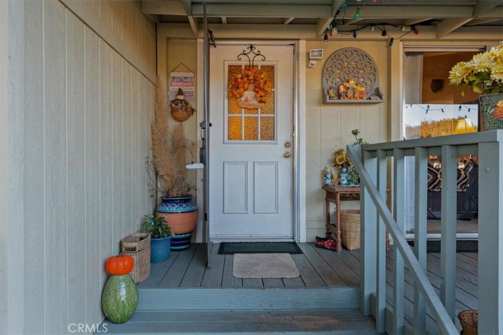 Property Photo:  1020 Kerry Drive 81  CA 93405 