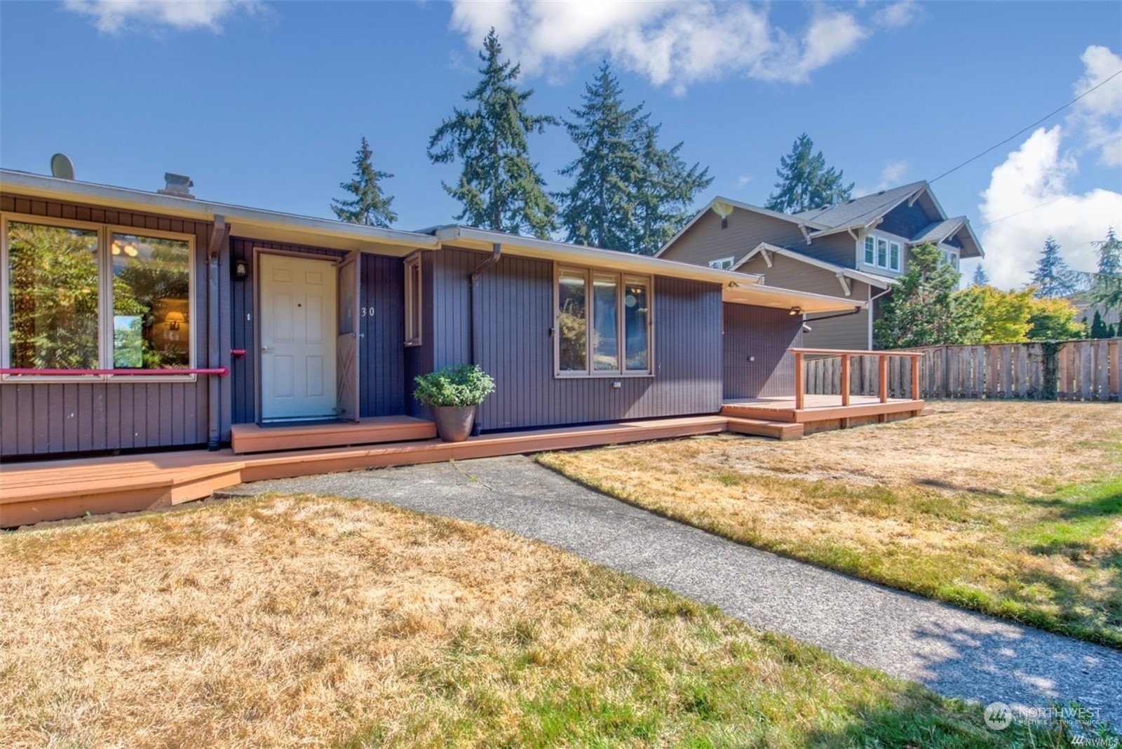 Property Photo:  1630 SE 104th Avenue  WA 98004 