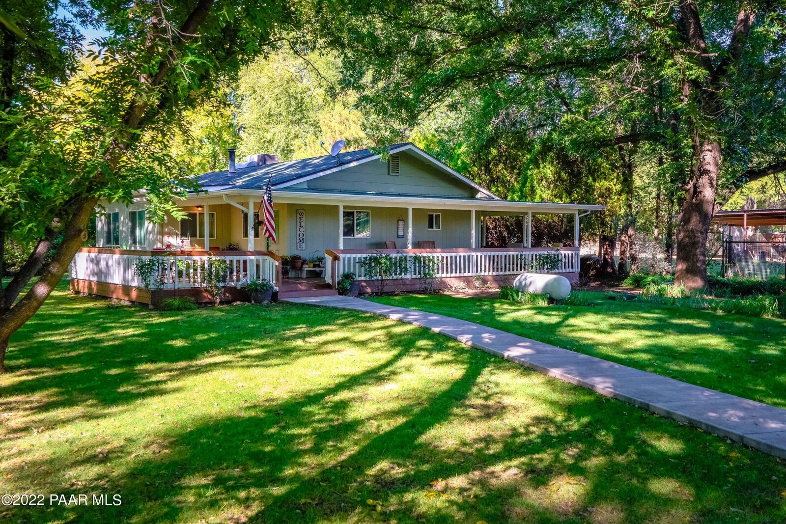 Property Photo:  1832 N River View Drive  AZ 86322 