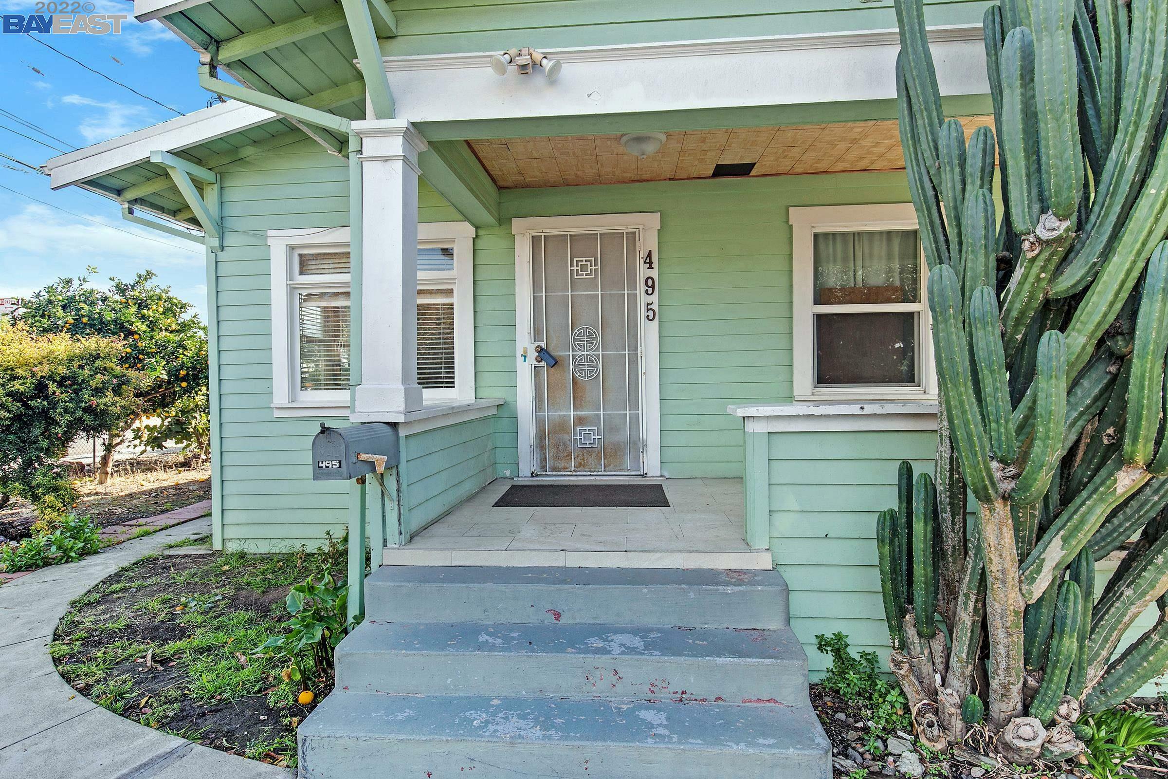 Property Photo:  495 C St  CA 94541 