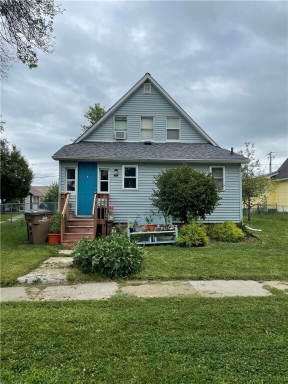 Property Photo:  127 7th Street  IA 50265 