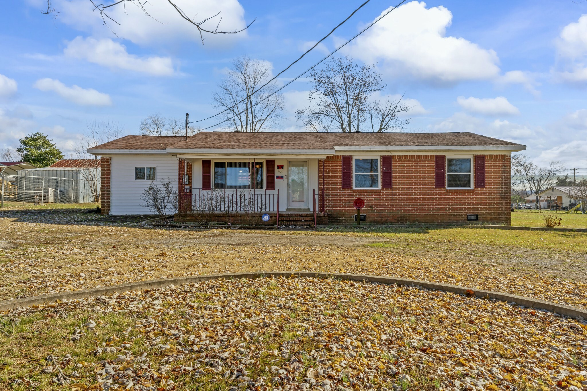 Property Photo:  203 Bermuda Dr  TN 37110 