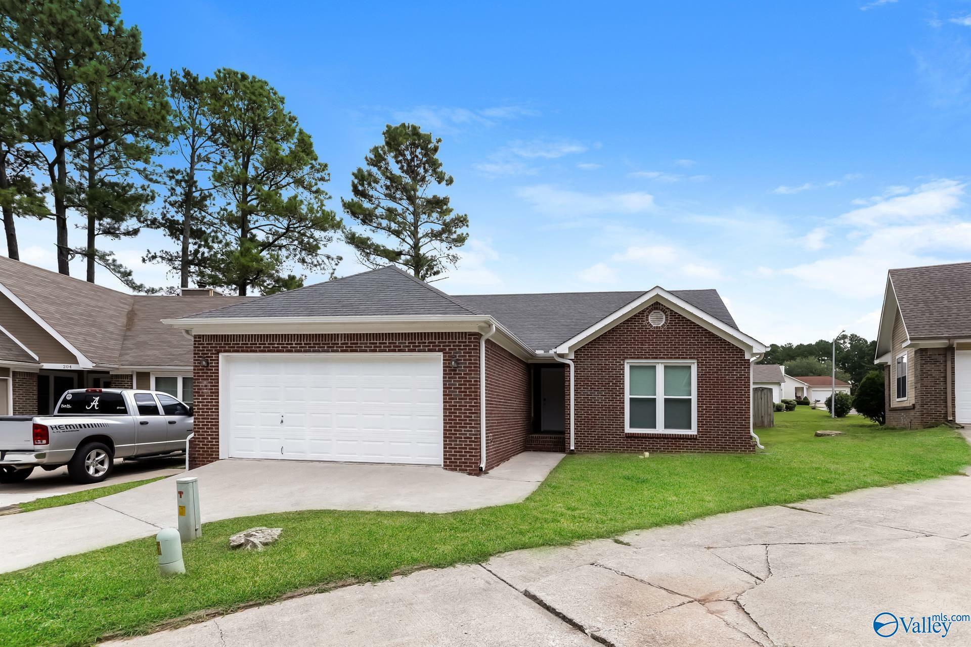 Property Photo:  206 Declaration Circle  AL 35758 