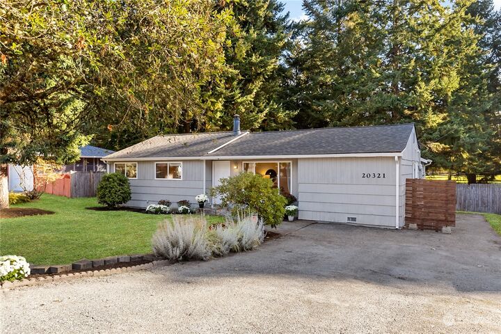 Property Photo: 20321 73rd Avenue W WA 98036