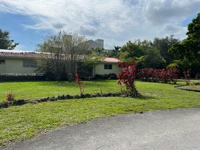 Property Photo: 5500 SW 81st Ter FL 33143
