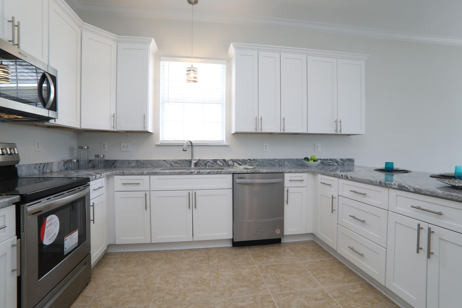 Property Photo:  1538 Venice Avenue  FL 32547 