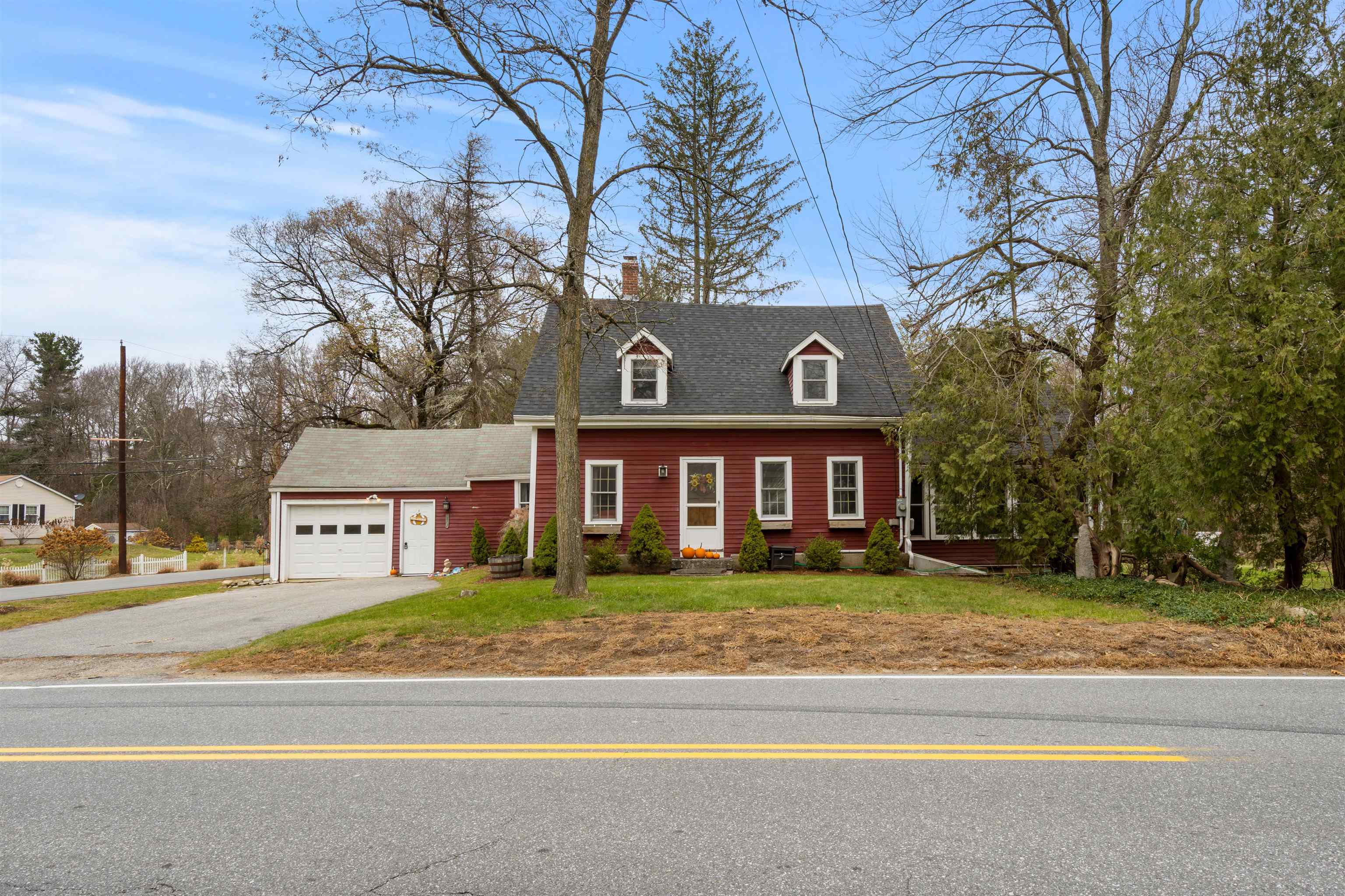 Property Photo:  123 Dutton Road  NH 03076 