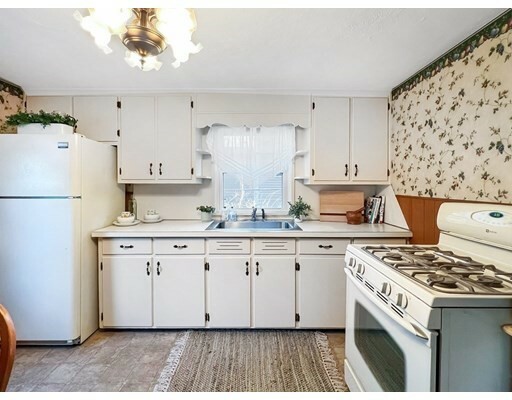 Property Photo: 109 Roy St MA 01104
