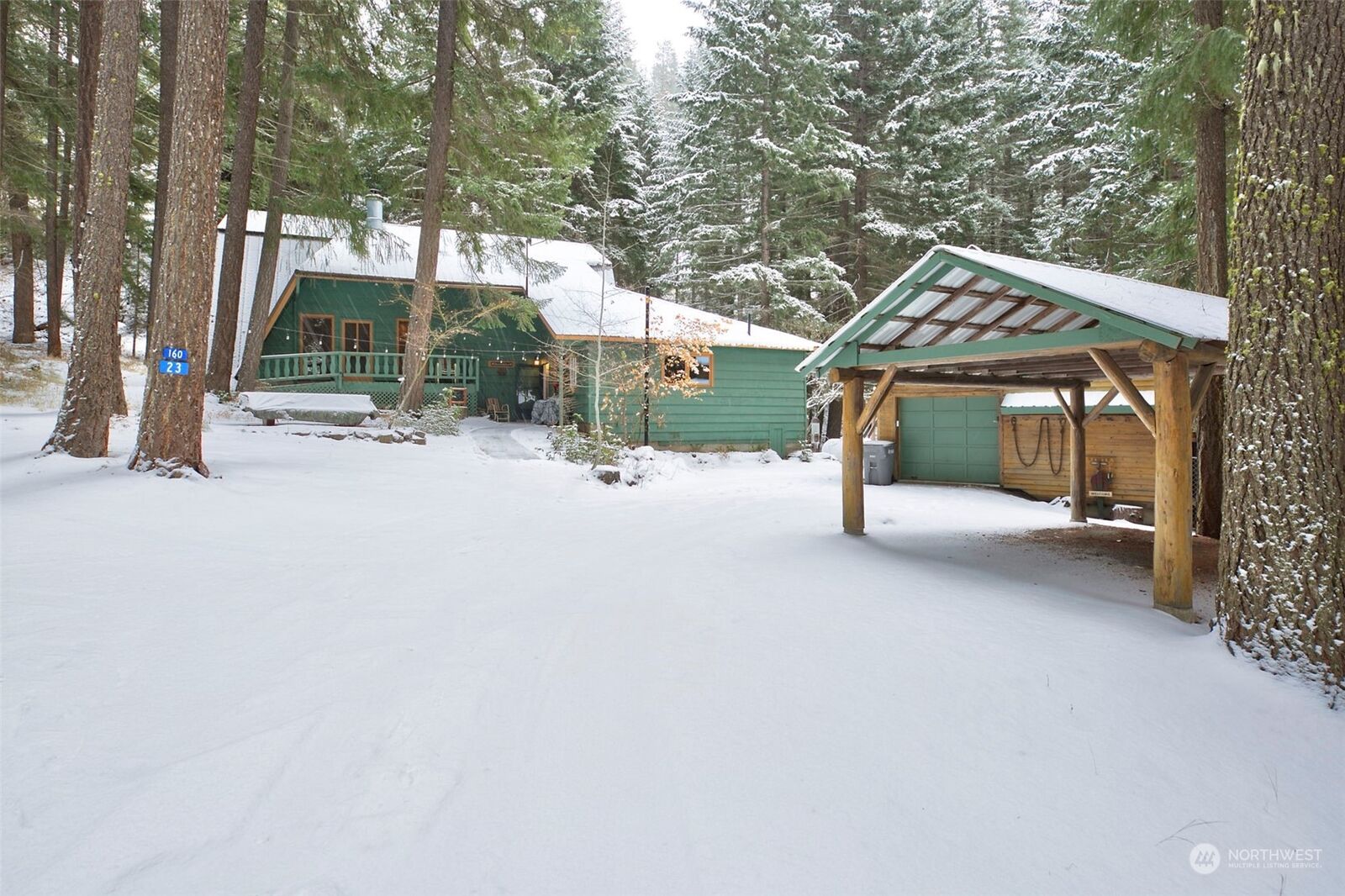 Property Photo:  23 Cliffdell Lane  WA 98937 