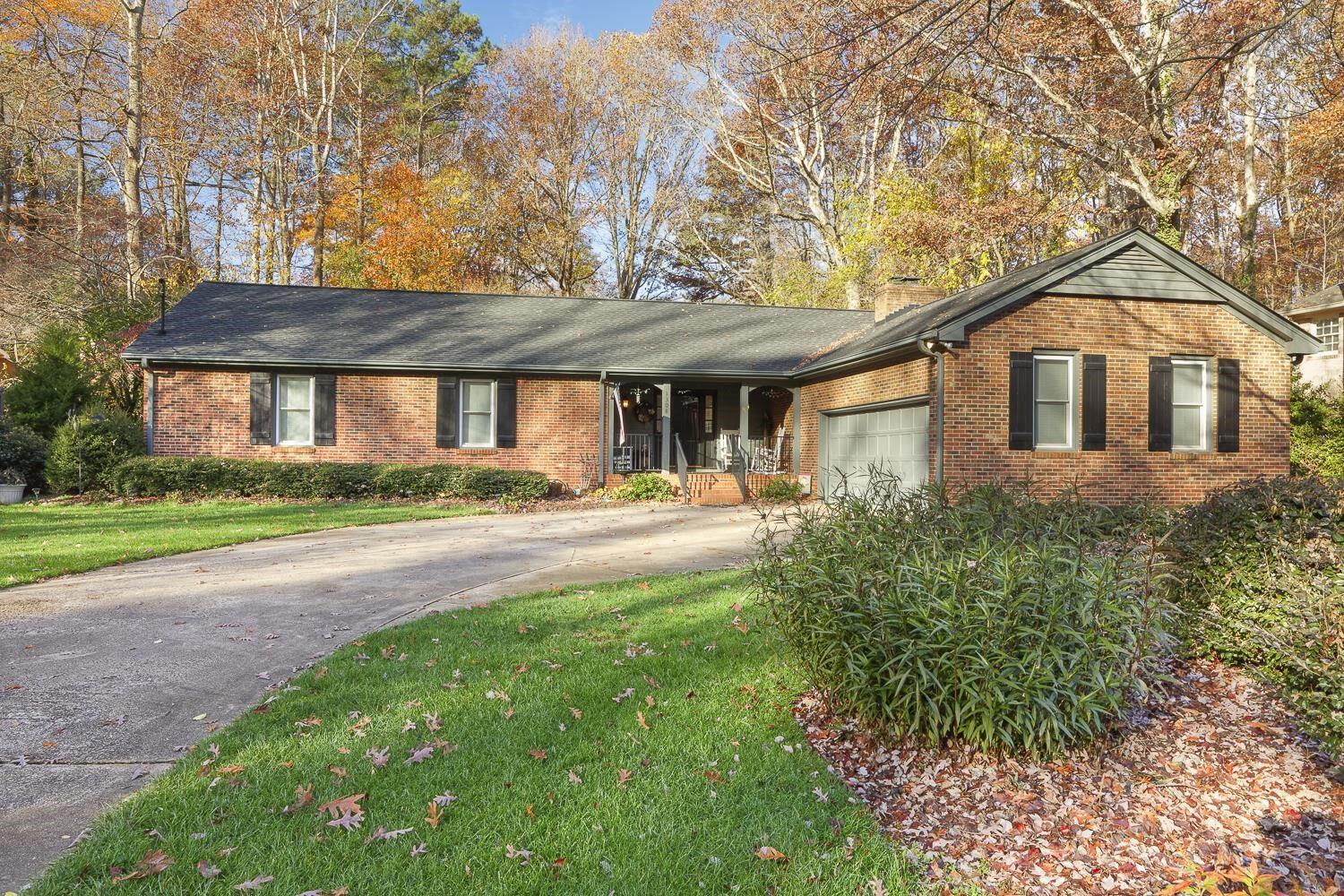 Property Photo:  1308 Hampton Valley Road  NC 27511 