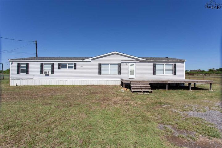 1207 Fm 369  Burkburnett TX 76354 photo