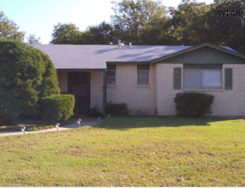 1014 Van Horn Street  Iowa Park TX 76367 photo