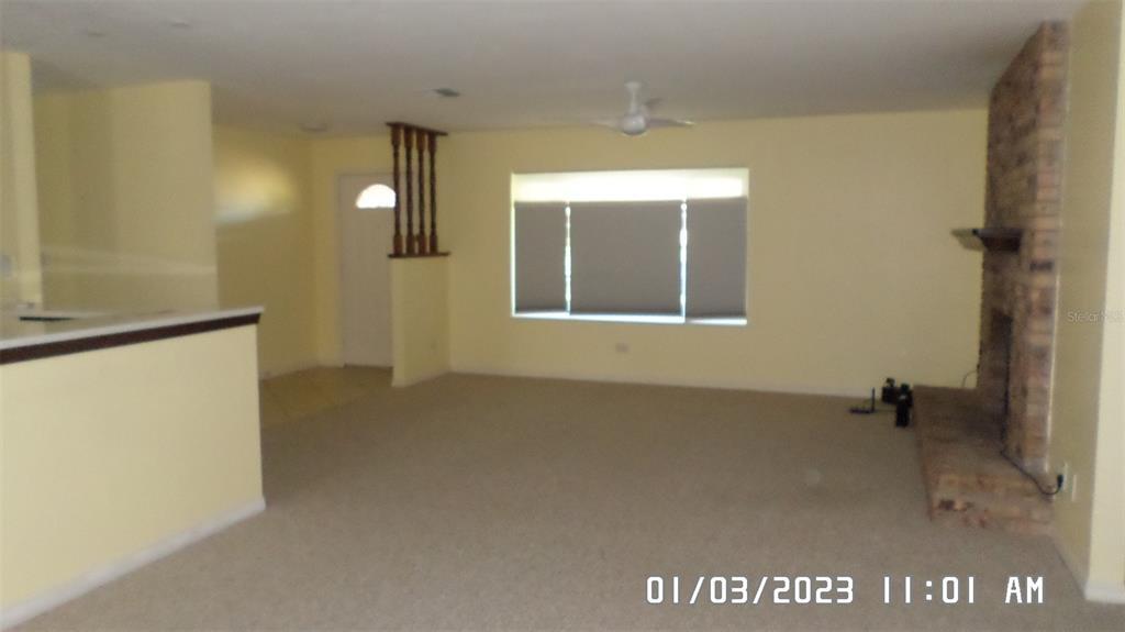 Property Photo: 105 Maplewood Drive FL 32771