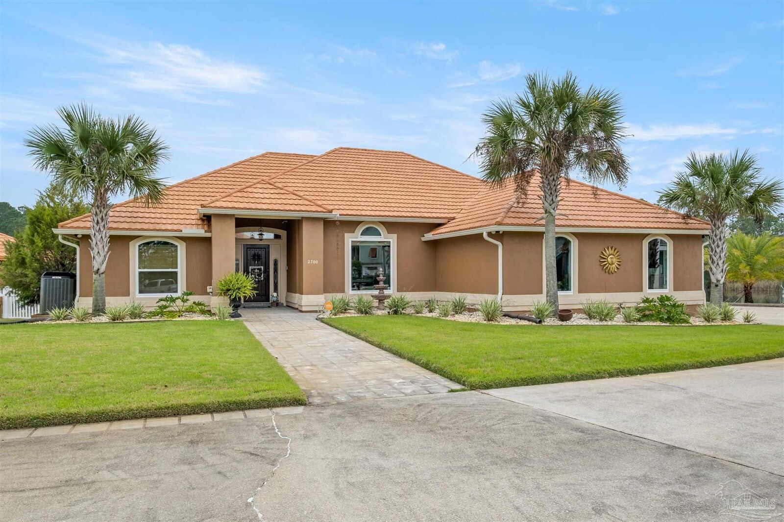 Property Photo: 2700 Sea Lark Ln FL 32583