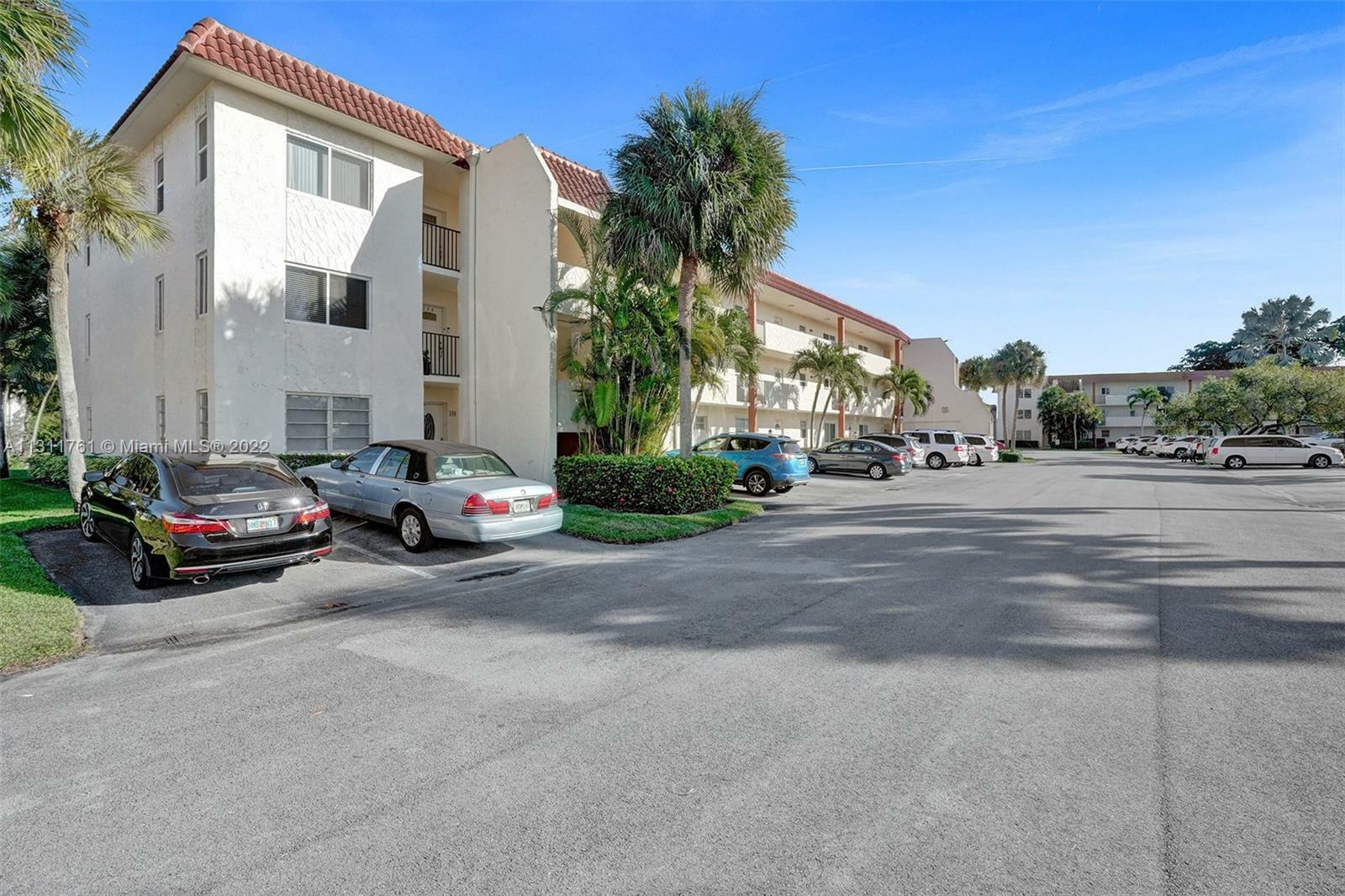 Property Photo:  281 S Hollybrook Dr 203  FL 33025 