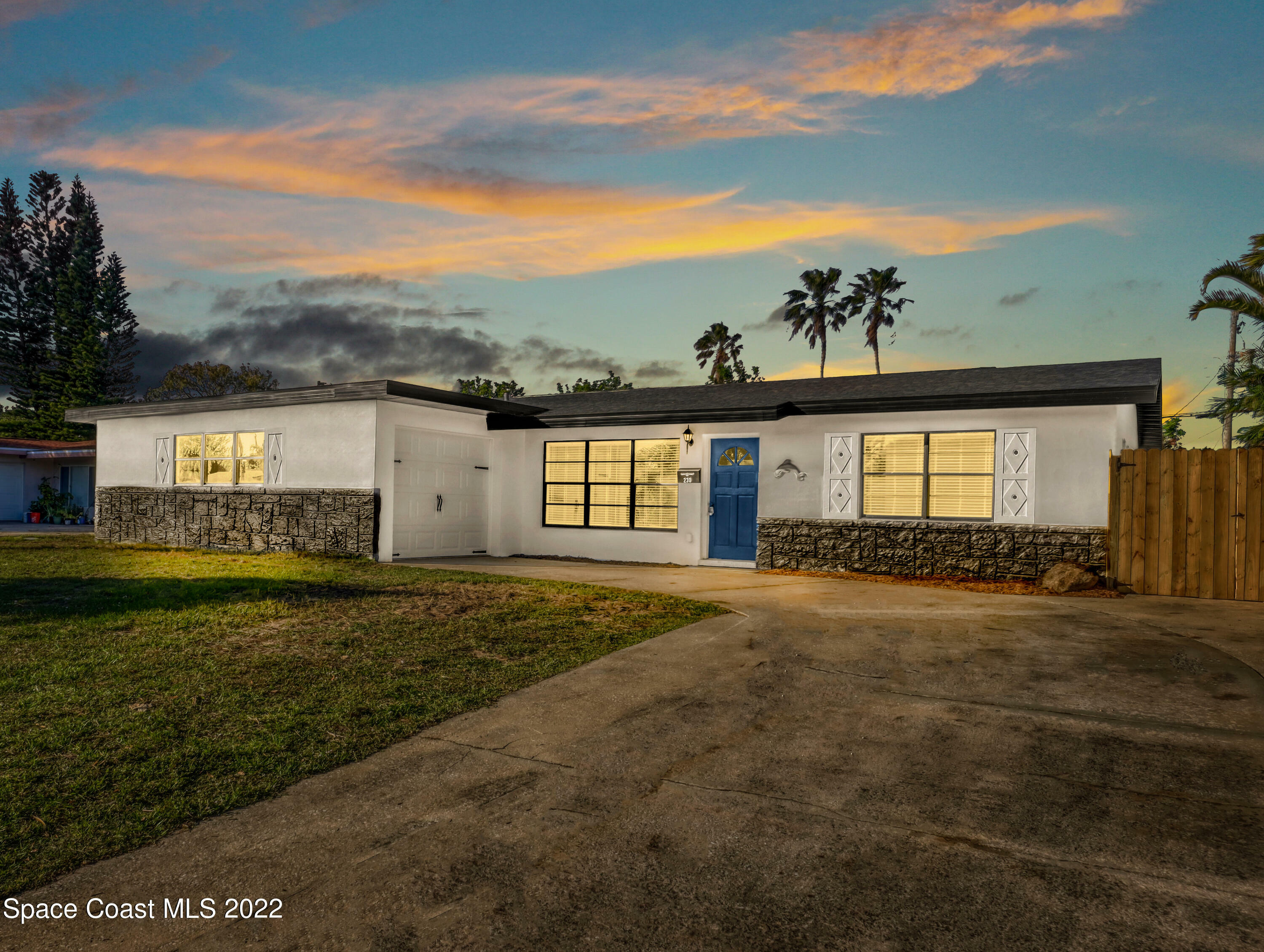 Property Photo:  230 Ocean Spray Avenue  FL 32937 