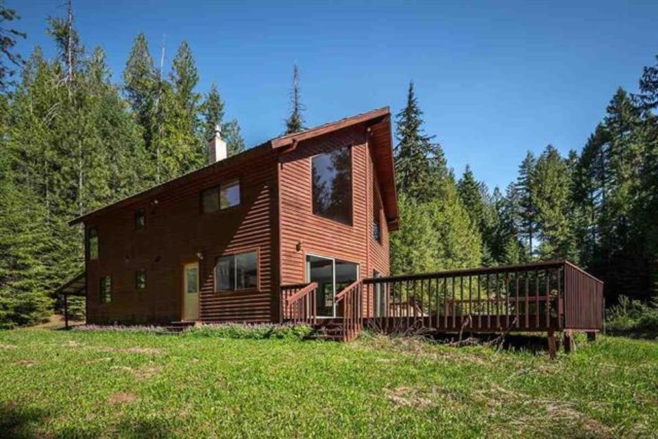 Property Photo:  17205 N Cougar Ln  WA 99025 