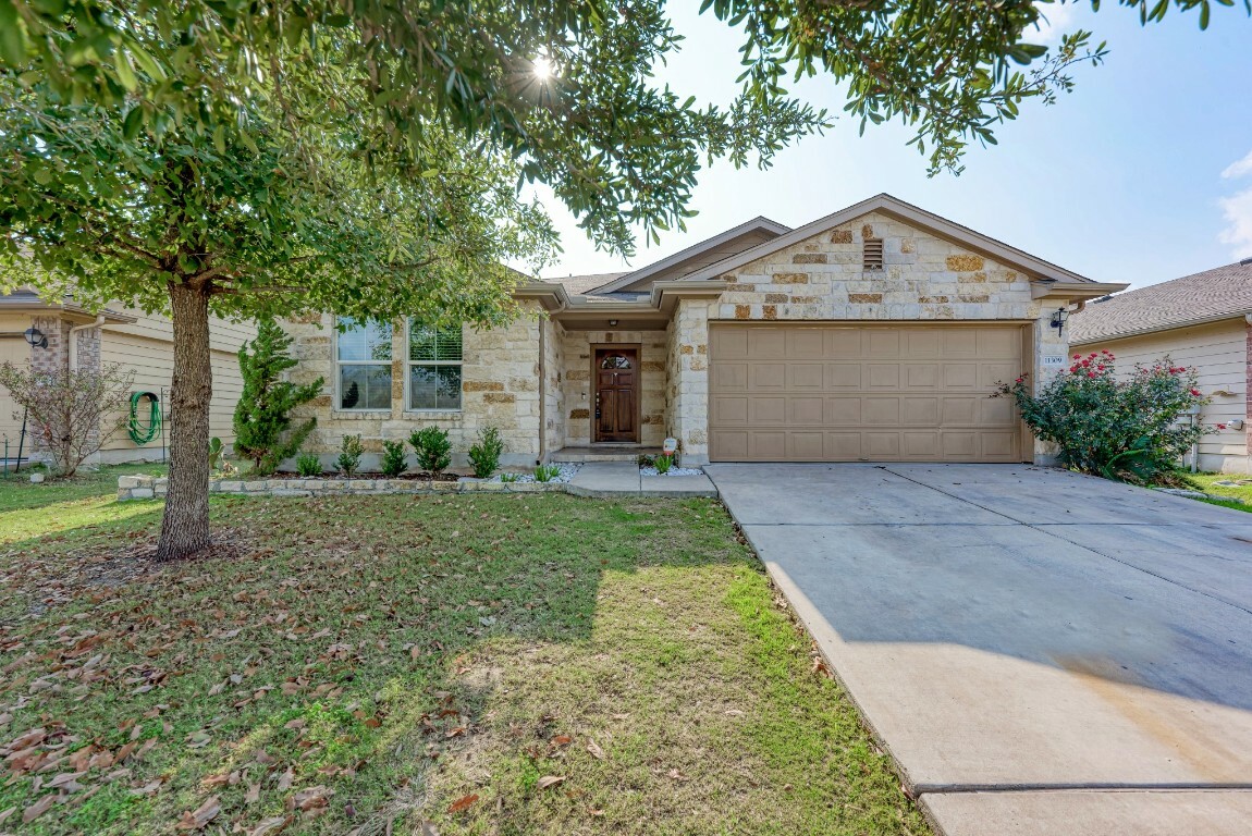 Property Photo:  11309 Carrie Manor Street  TX 78653 