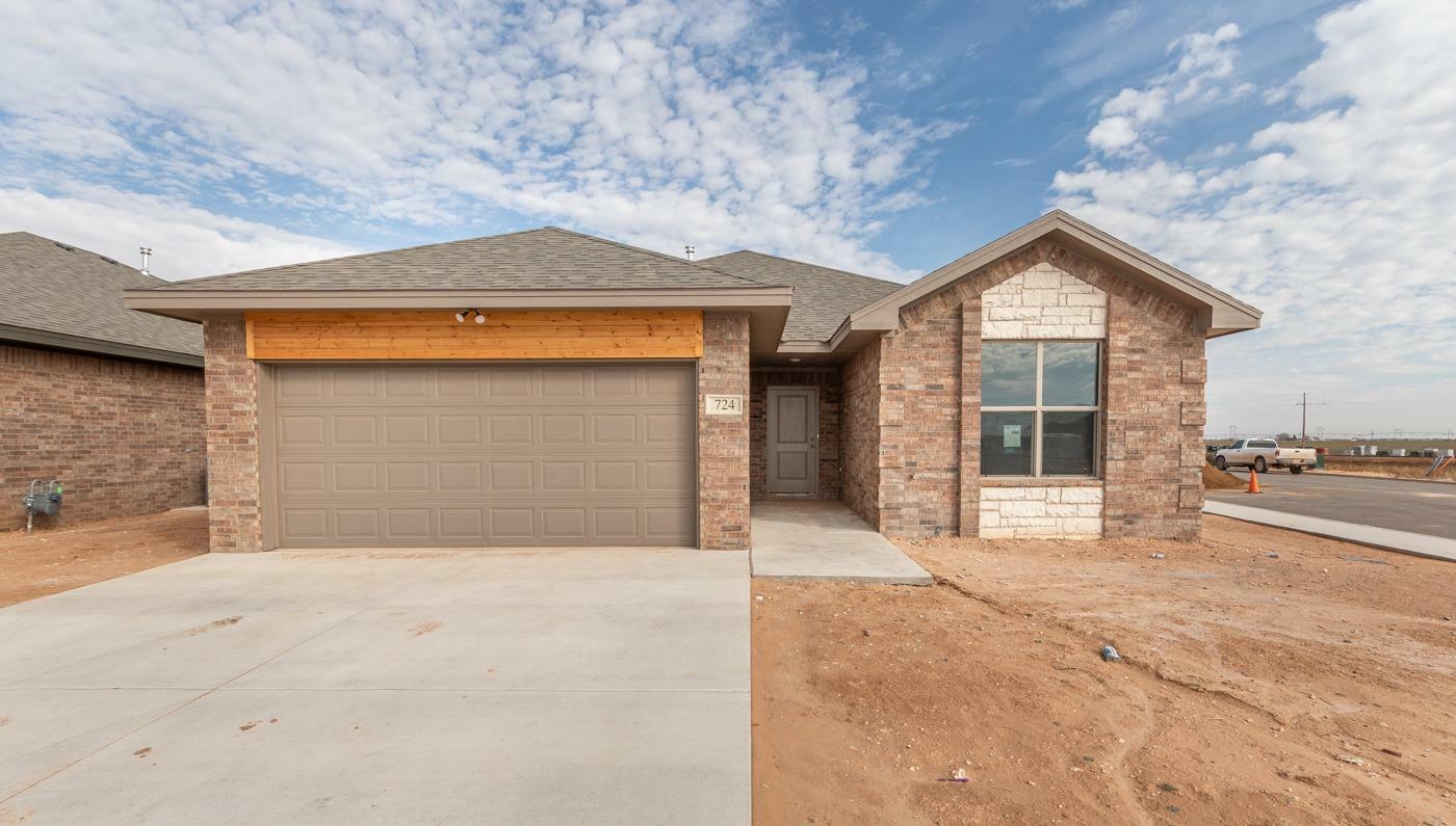 Property Photo:  724 E 18th  TX 79382 