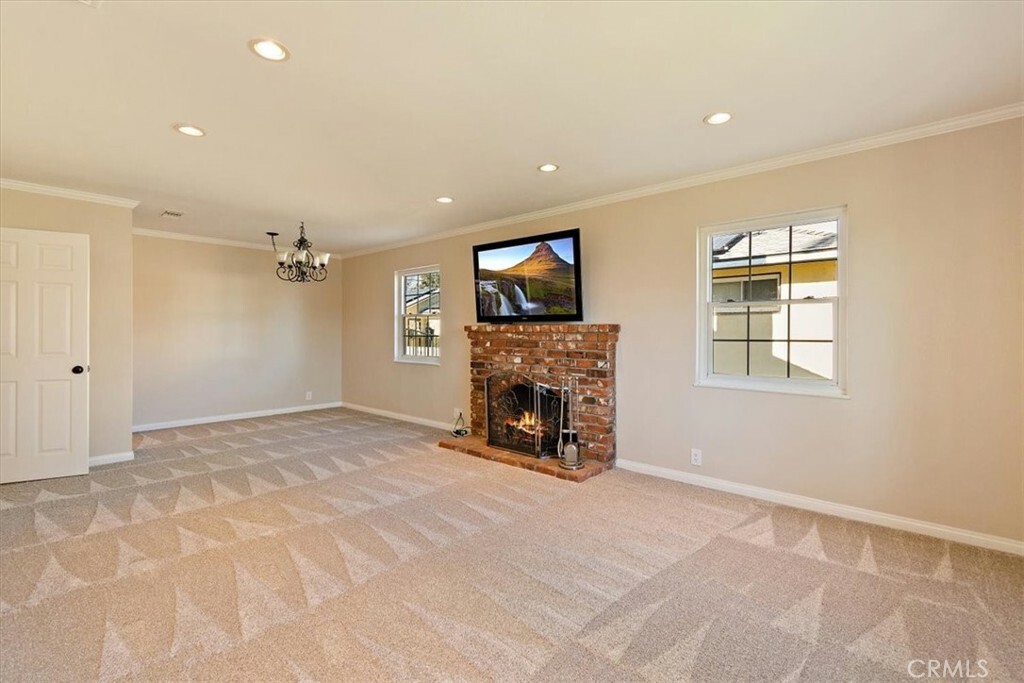 Property Photo:  1353 N Pleasant Avenue  CA 91764 