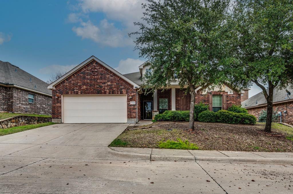 Property Photo:  1114 Walter Stephenson Road  TX 76065 