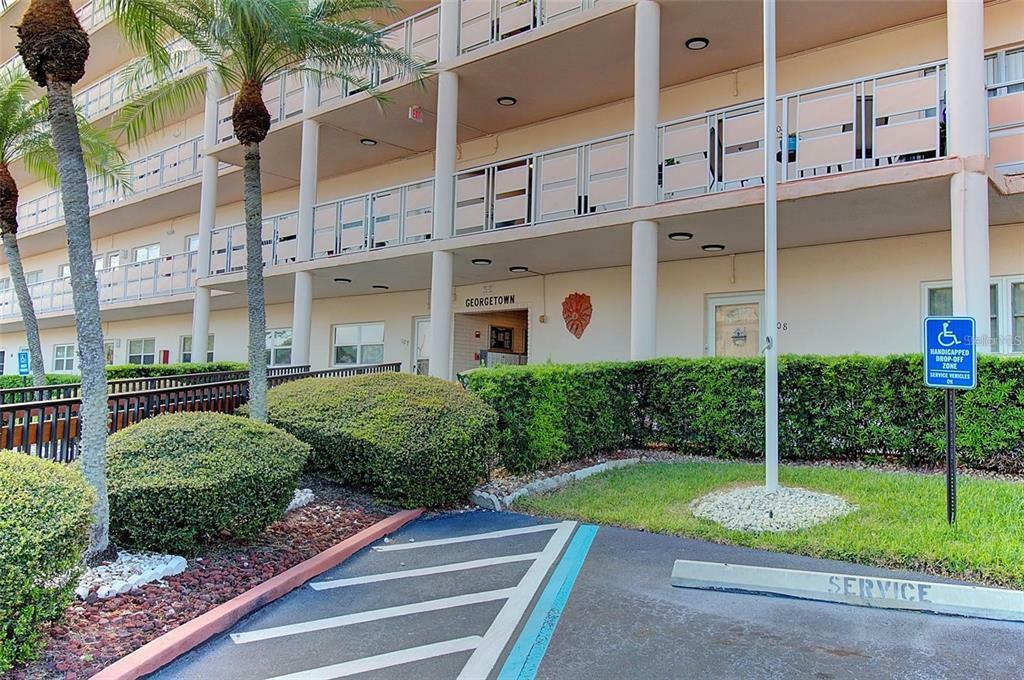 Property Photo: 5623 80th St N 304 FL 33709