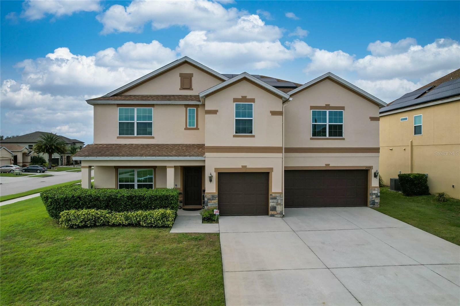 Property Photo: 2000 Red Bluff Avenue FL 32712