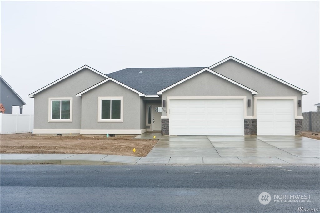 Property Photo:  914 P Street SW  WA 98848 