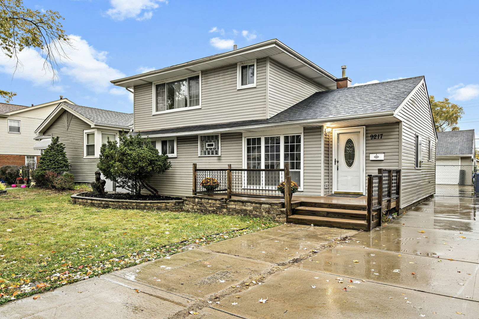 Property Photo:  9217 Menard Avenue  IL 60453 