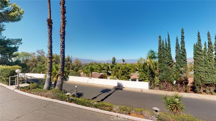 Property Photo:  2372 Sunset Drive  CA 92506 