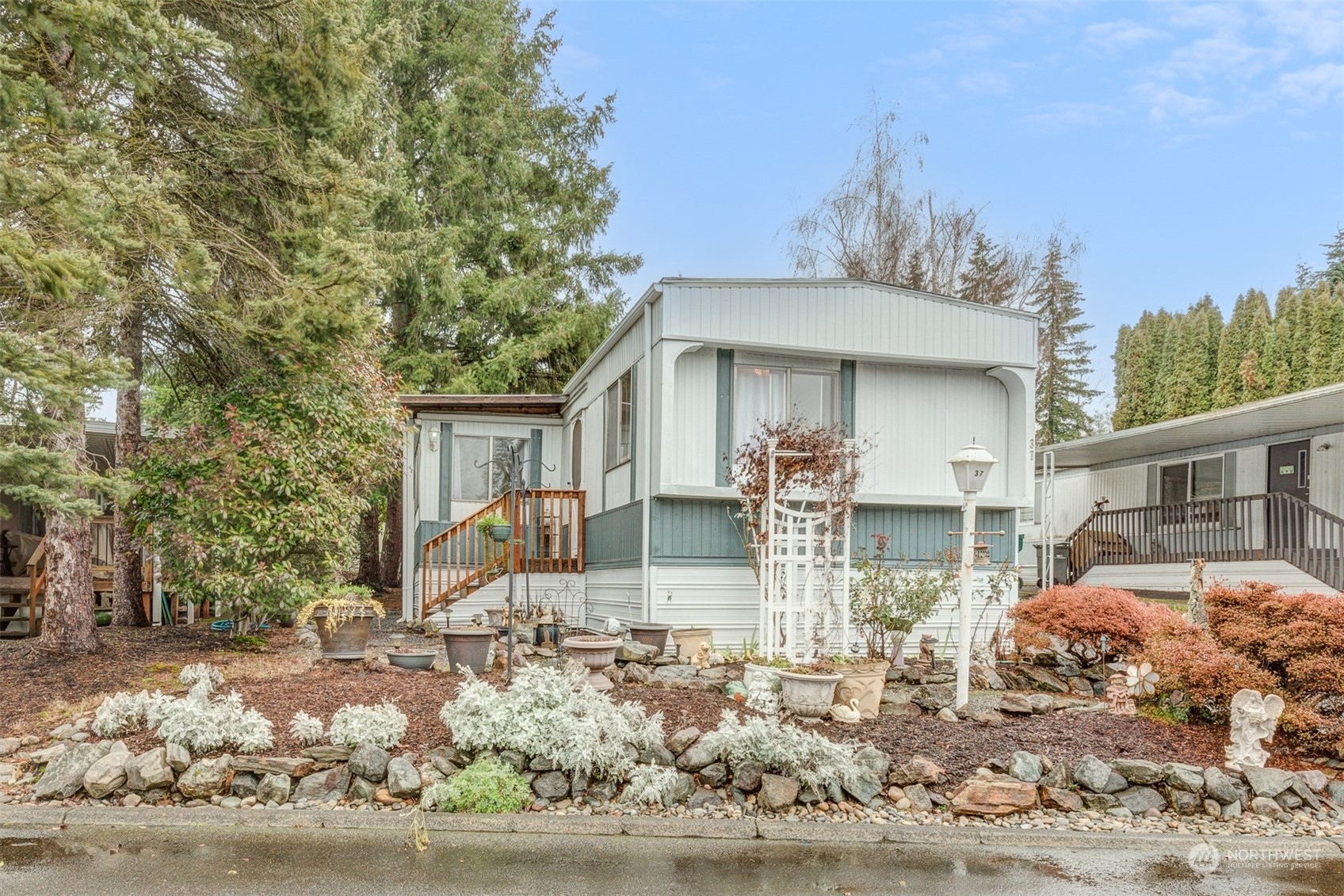 Property Photo:  2200 196th Street SE 37  WA 98012 