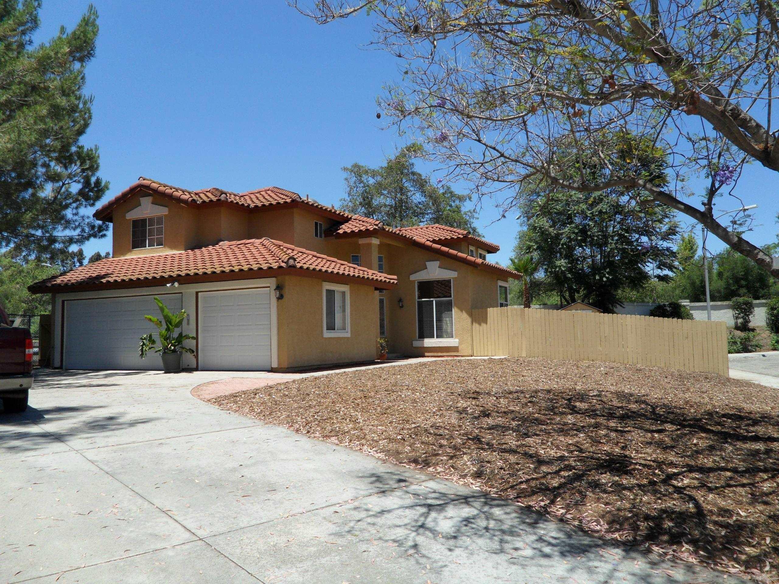 Property Photo: 2257 Brookwood Ct CA 92026