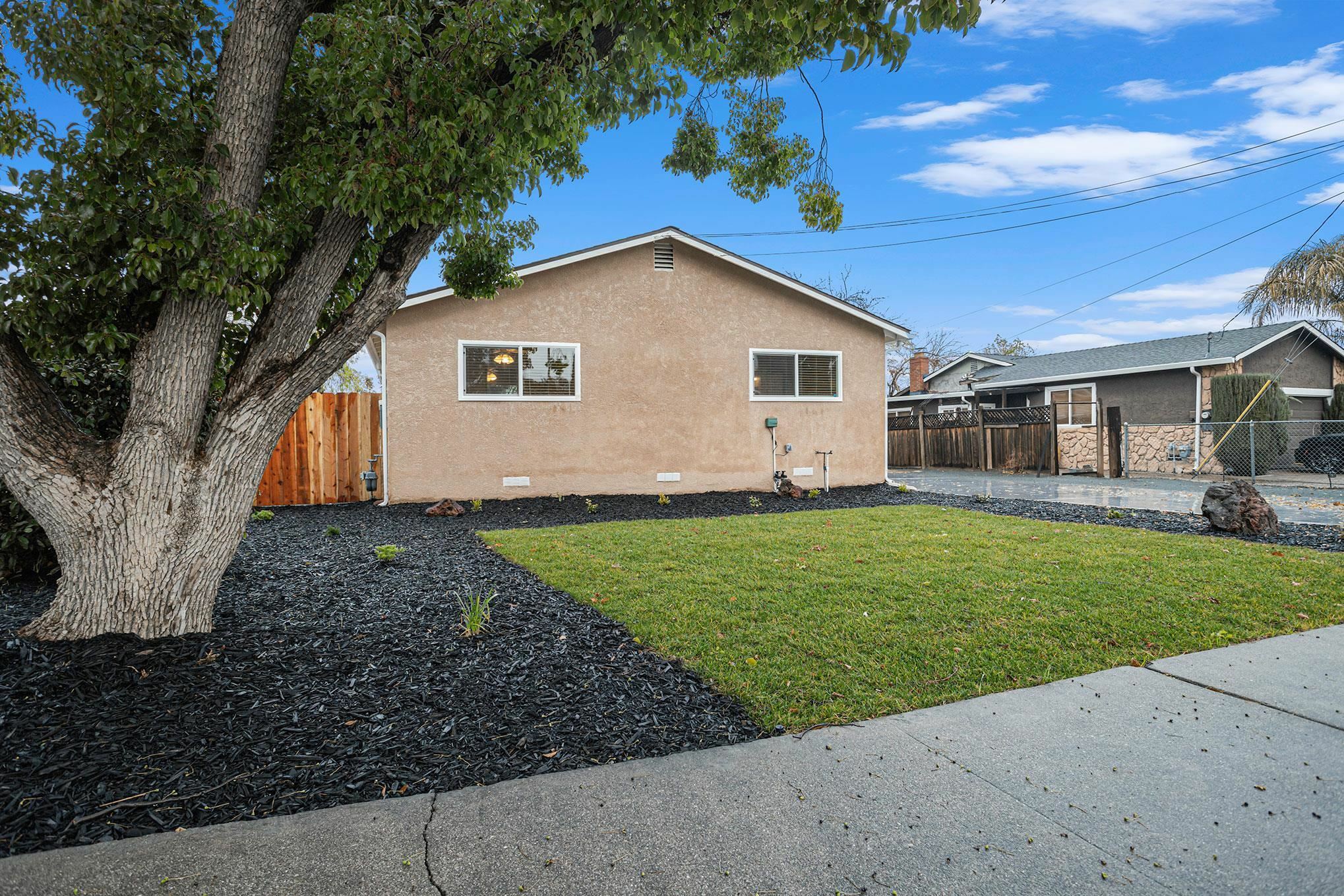 Property Photo: