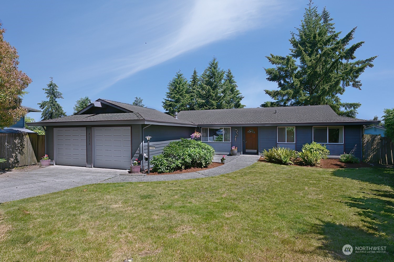 Property Photo: 9235 NE 136th Place WA 98034