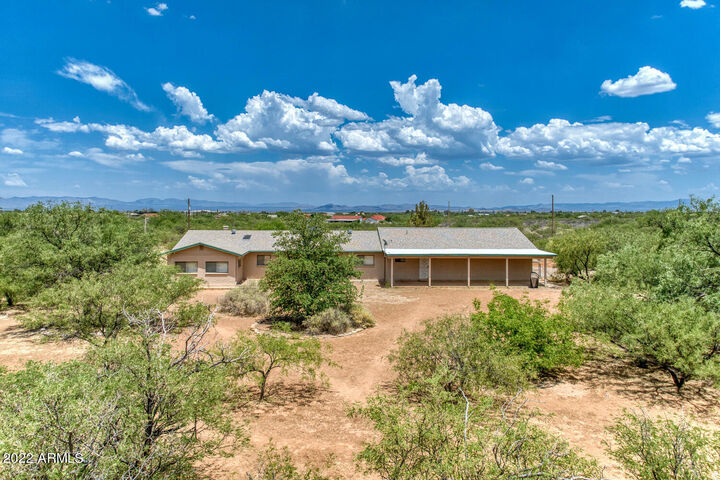 Property Photo: 2281 N Sands Ranch Road AZ 85616