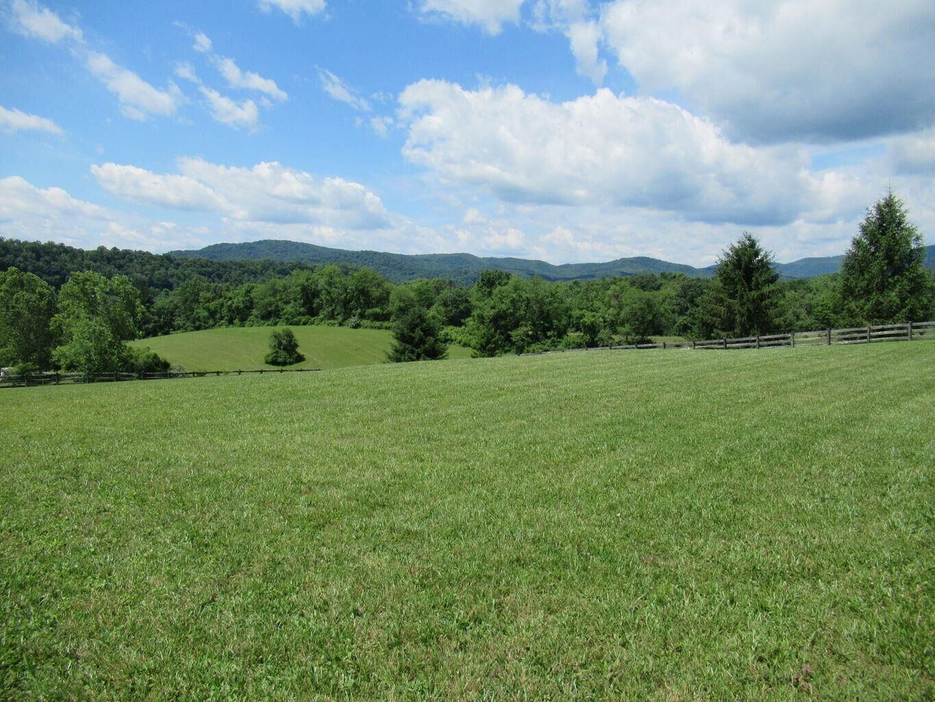 Property Photo:  Crestview Dr  WV 24910 