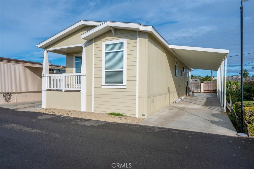 Property Photo:  2700 Cienaga Street 2  CA 93445 