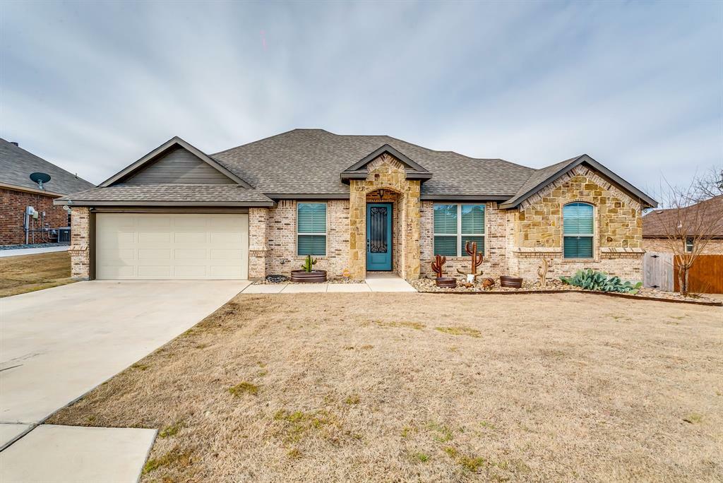 Property Photo:  201 Emilie Court  TX 76087 