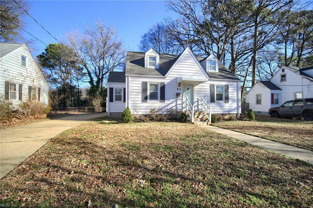 Property Photo:  611 Sedgefield Road  VA 23605 