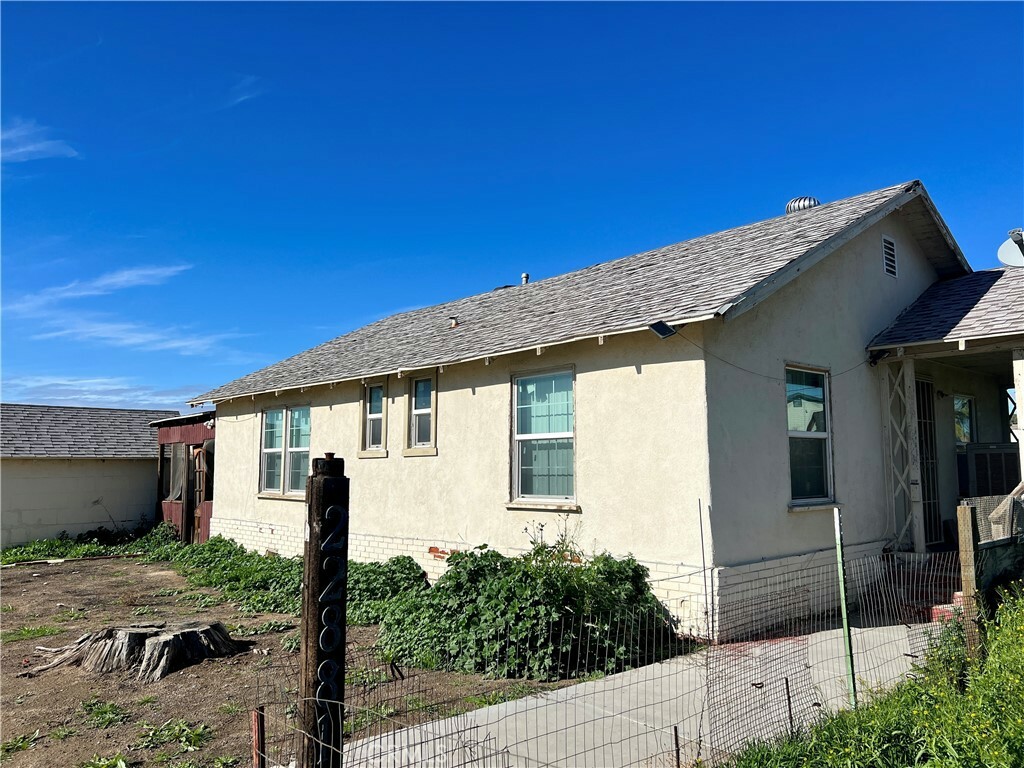 Property Photo:  22881 Porter  CA 92567 