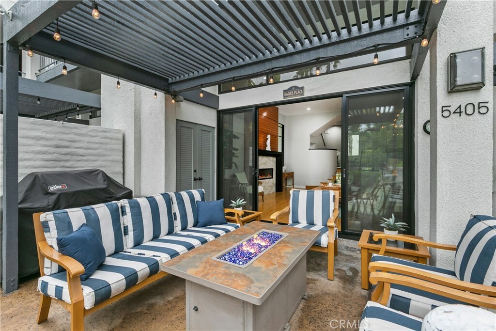 Property Photo: 5405 Heron Bay CA 90803