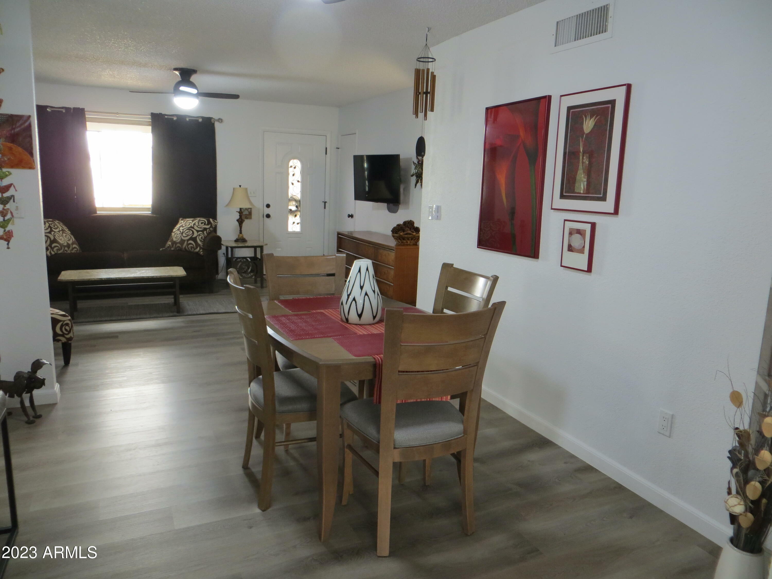 Property Photo:  1017 S Delaware Drive  AZ 85120 