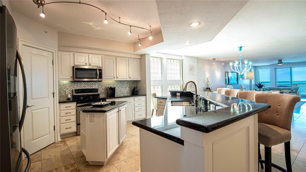 Property Photo: 1350 Gulf Boulevard 601 FL 33767